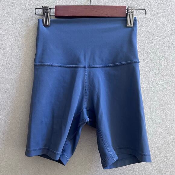 Lululemon Align Blue High Rise Short 6" NWOT Size 2 - Picture 1 of 4